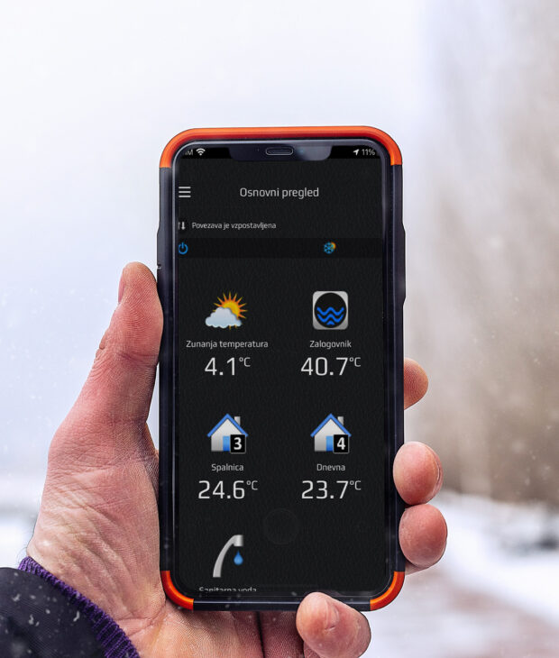 How Do Heat Pumps Capture Heat in Freezing Weather?