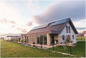 MAIN REASONS WHY YOU SHOULD ADD A SOLAR POWER PLANT TO YOUR HEAT PUMP