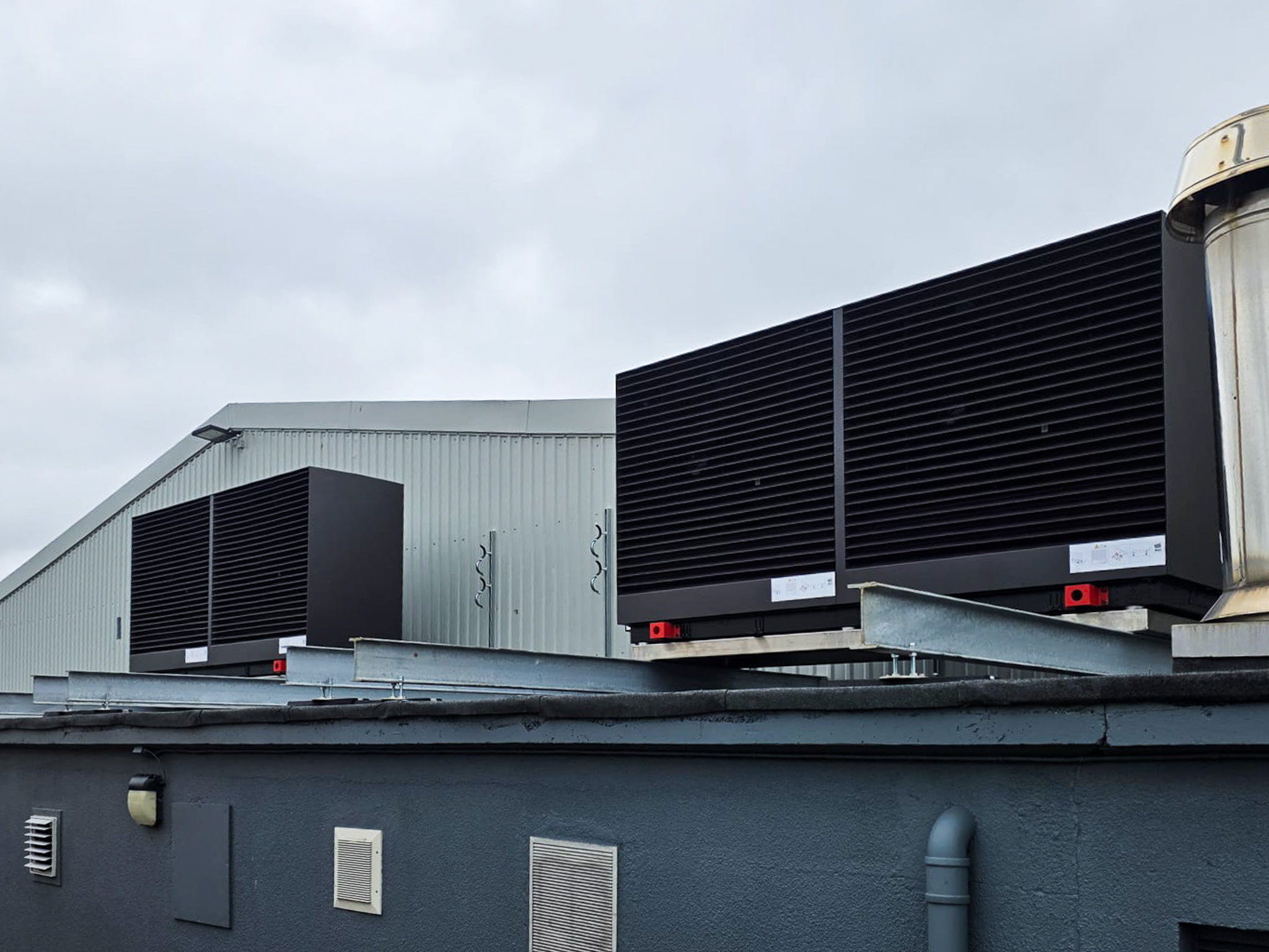 WhatsApp Image 2025-11-18 at 14.42.35 (8)