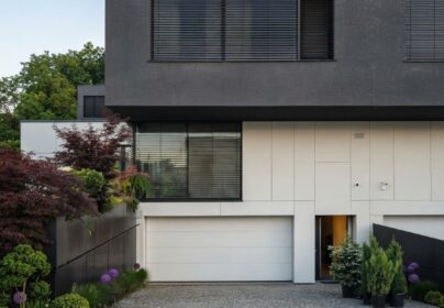 WHEN HIGH-PERFORMANCE HEATING BECOMES PART OF THE ARCHITECTURE