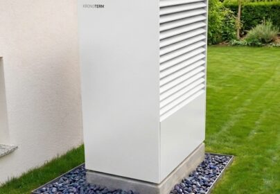 ELEGANCE AND POWER: ADAPT 0416 IN NEBBIA FOR YEAR-ROUND COMFORT IN A NEW-BUILD HOME